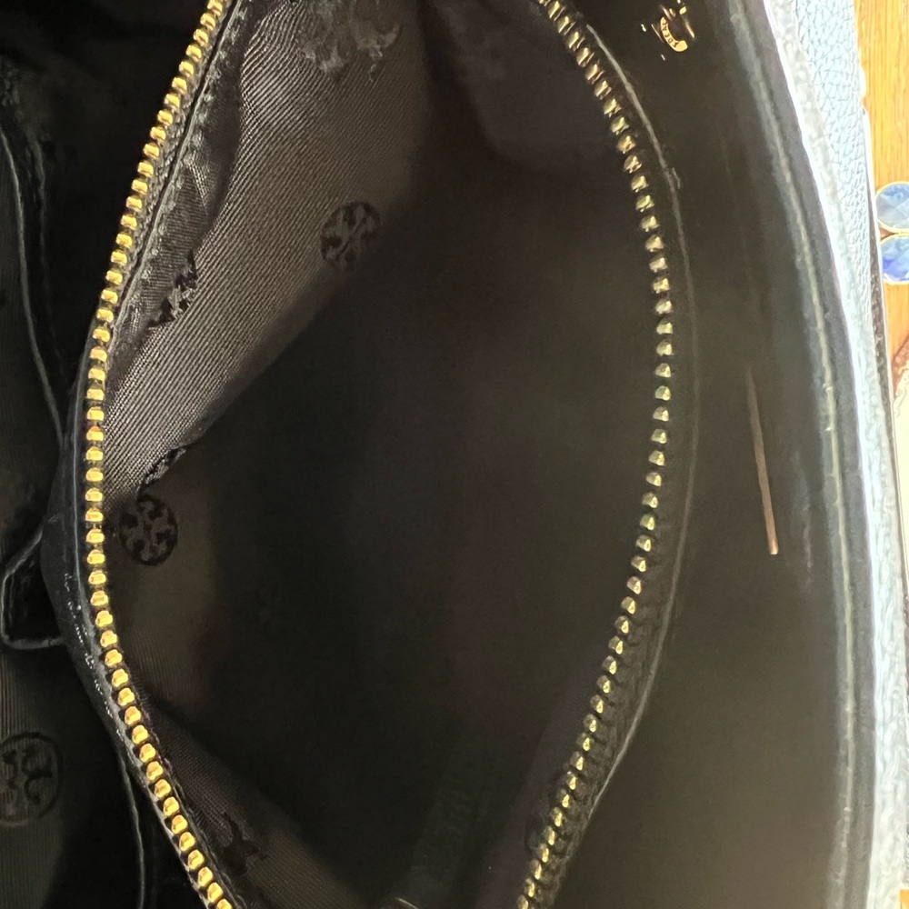 Tory Burch Black Shoulder Bag Pebbled Leather - Picture 7 of 15